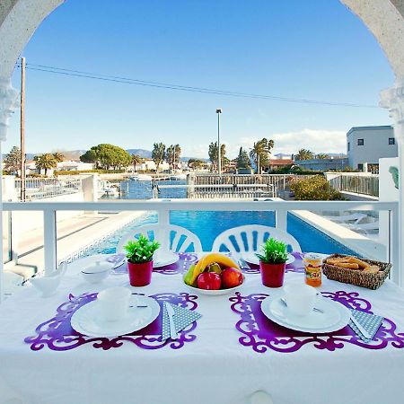 Holiday Home Requesens Canal Empuriabrava Kültér fotó