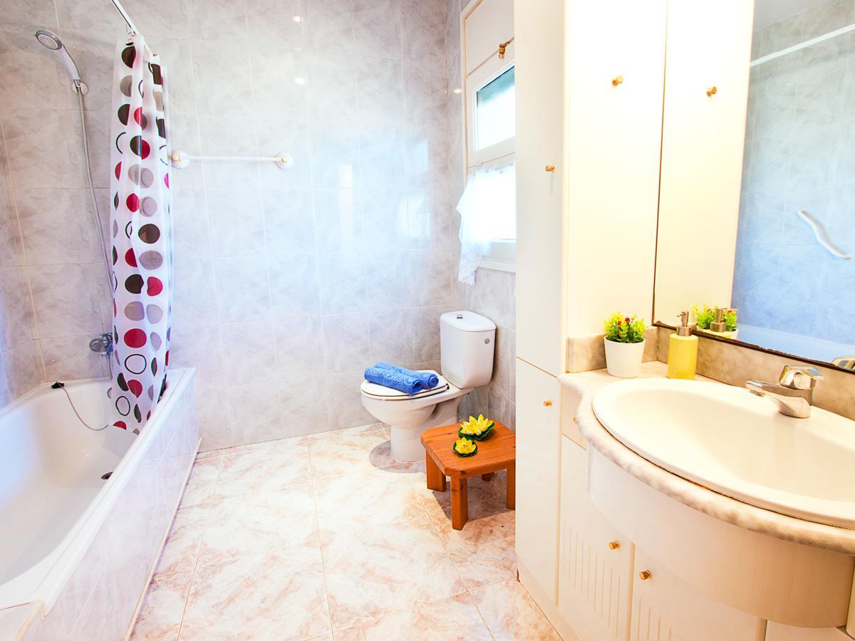 Holiday Home Requesens Canal Empuriabrava Kültér fotó