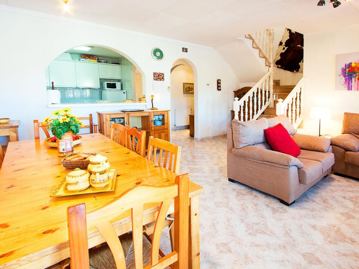 Holiday Home Requesens Canal Empuriabrava Kültér fotó